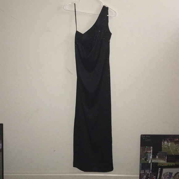 Rampage Black One Shoulder Gown - Picture 1 of 7